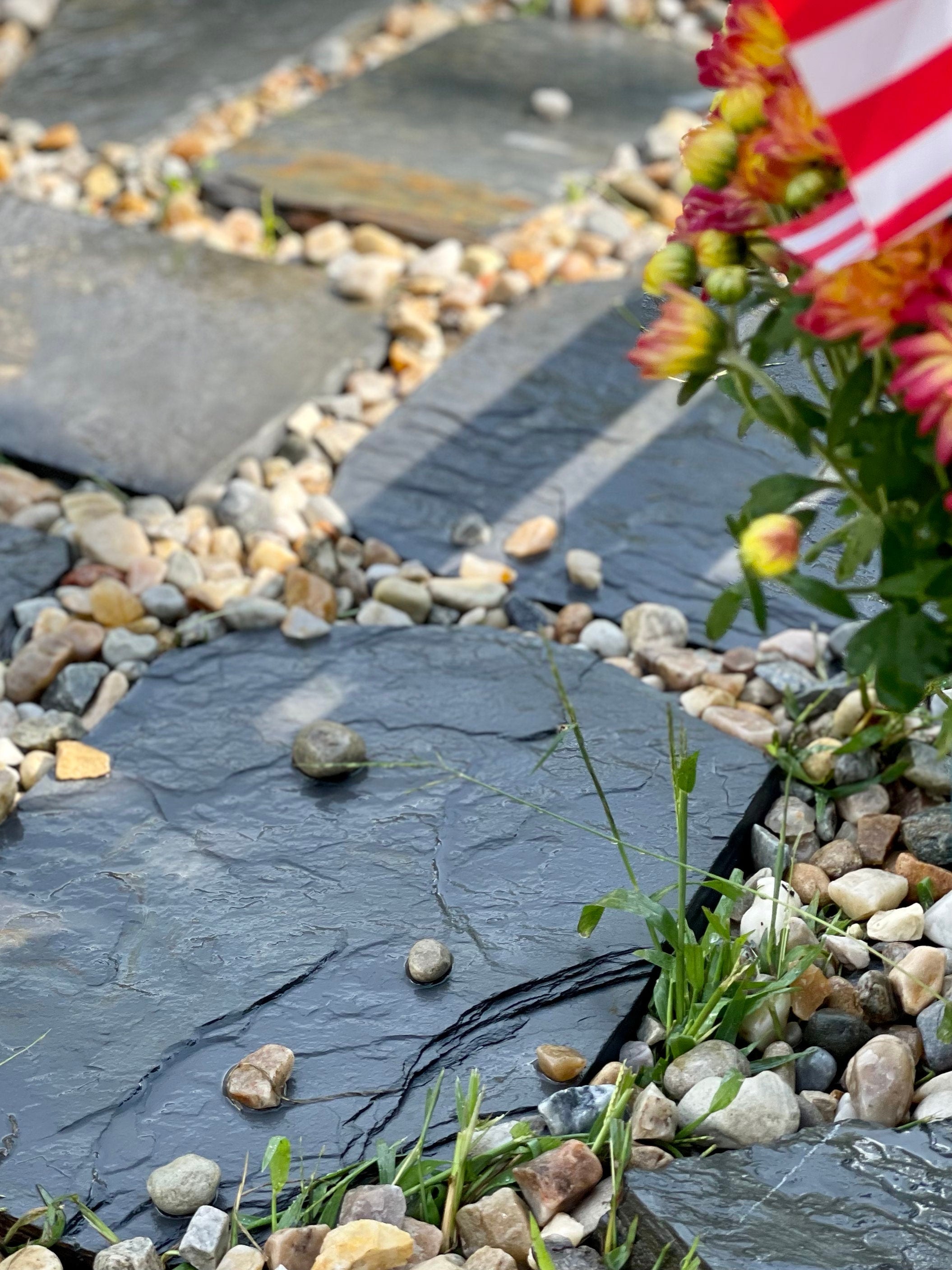 Hand-Split Slate Stepping Stone: Garden Pathway Paver (12x11 in)