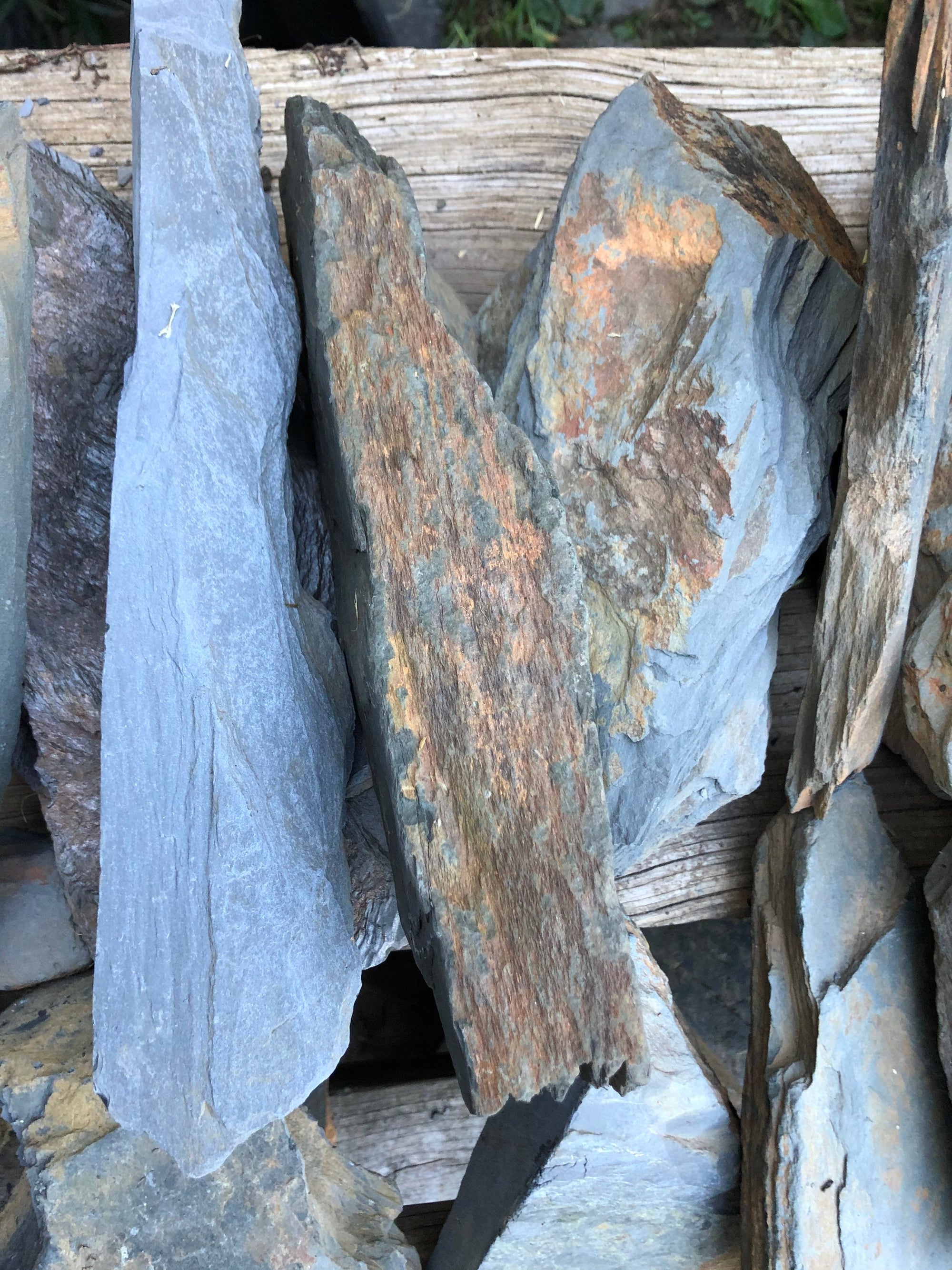 5 Pounds Rust Colored Slate Stone