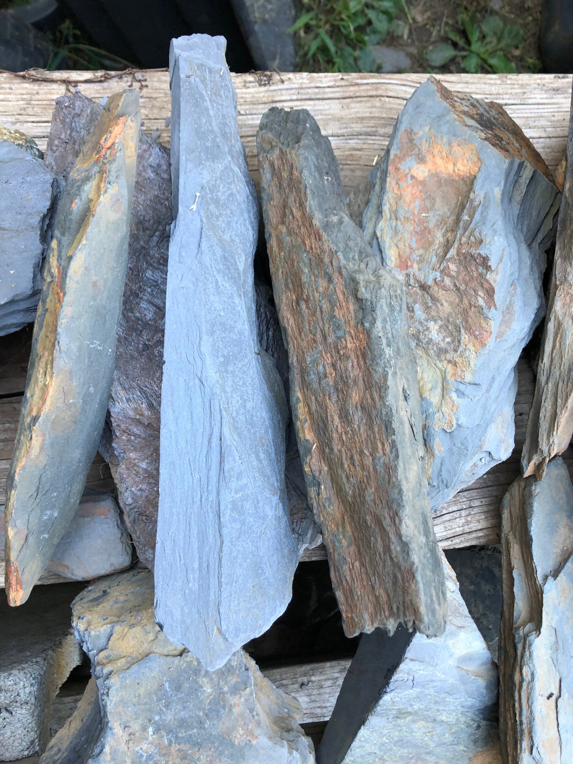 5 Pounds Rust Colored Slate Stone