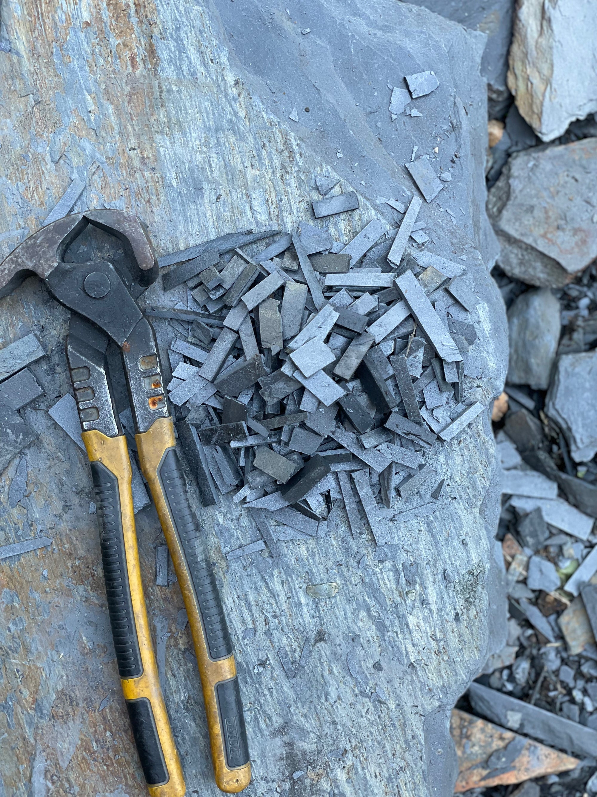 Slate Rods Chips for Mosaics